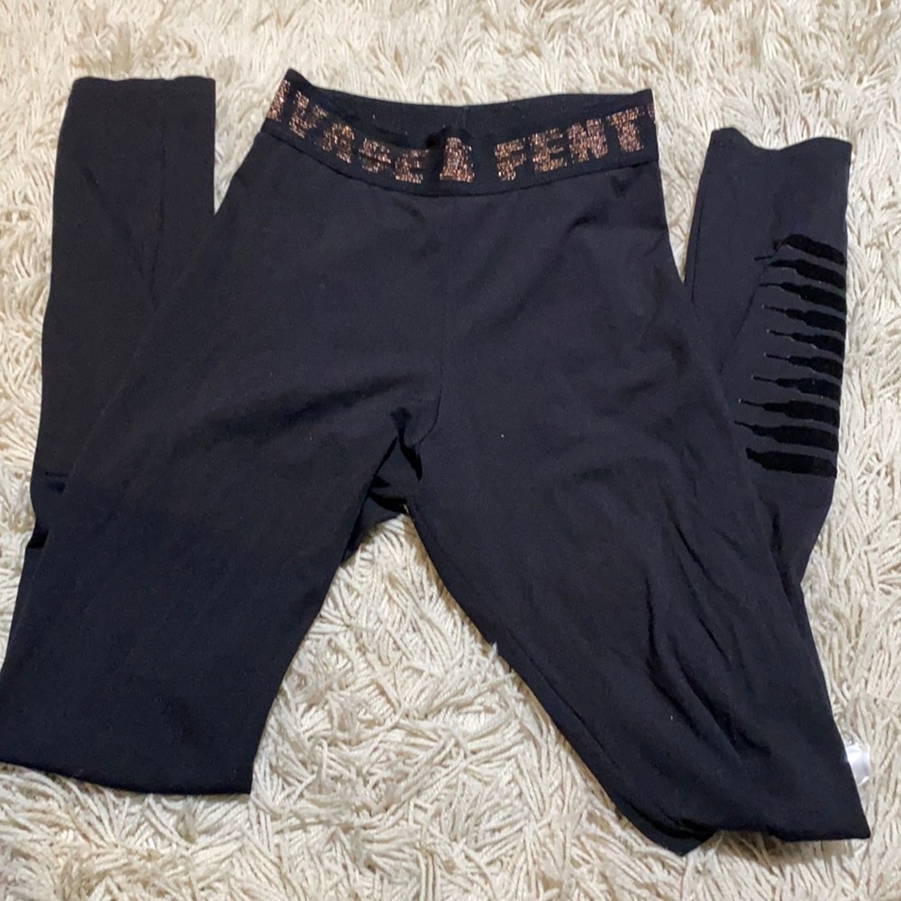 Savage X Fenty leggings